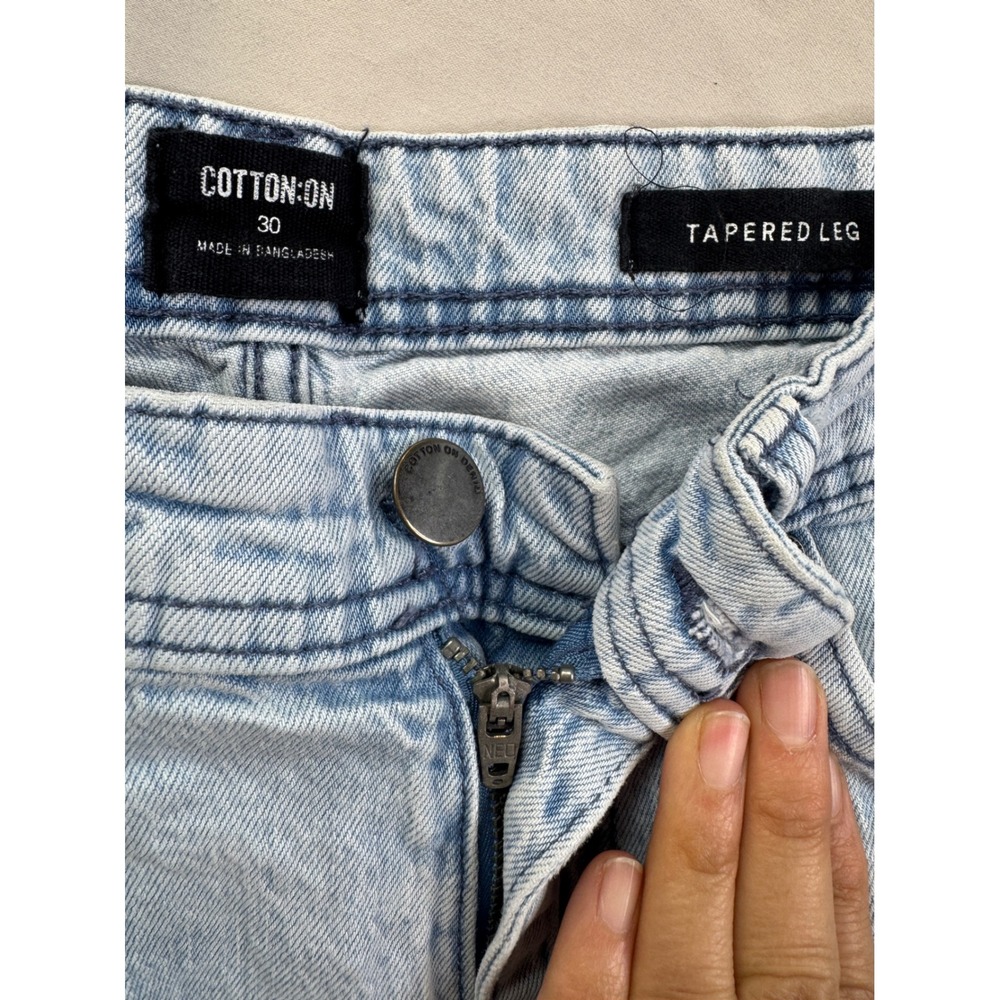 Cotton On Tapered Leg Jeans Light Wash Blue Denim Size 30 High Rise Womens
